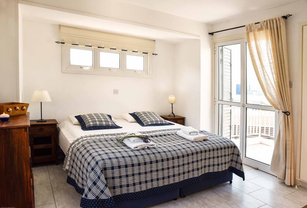 Master Bedroom with King Size Bed