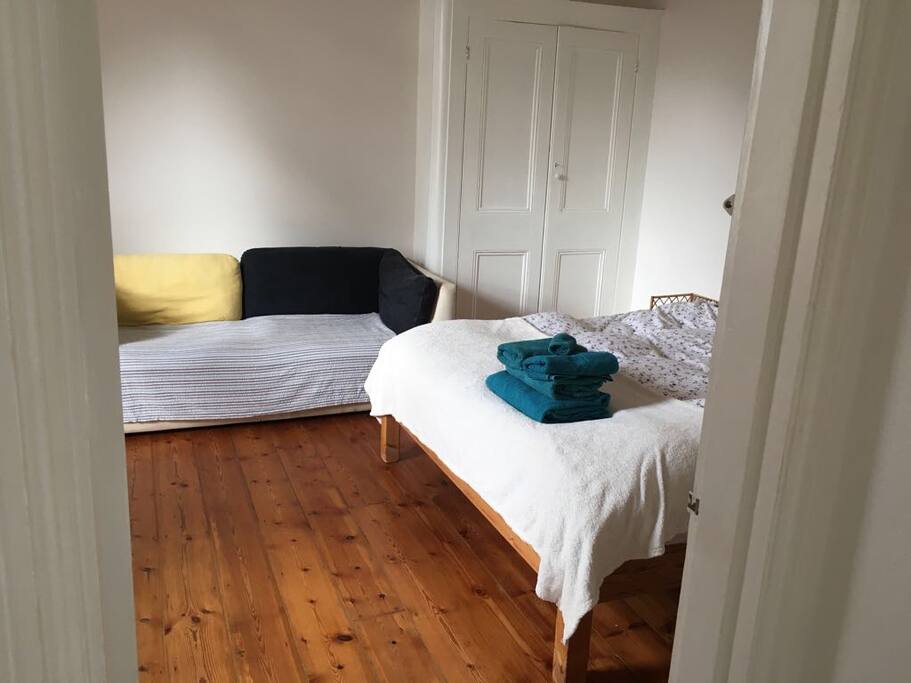 Large double bedroom