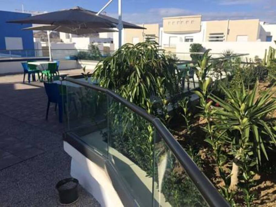 Terrasse avec billard et babyfoot