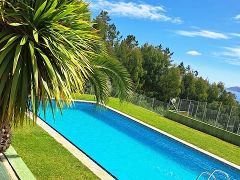 Pool and beach on "Costa da Morte" to enjoy.