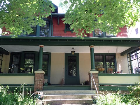 Beautiful Big Old House Right Next to Campus
