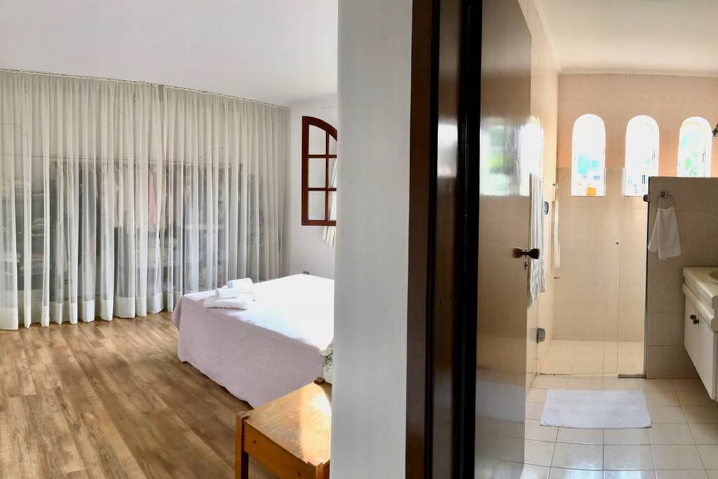 Suite ampla