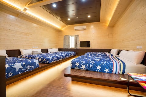 Xiaoliuliu Happy House (Happy Room 6 for 8 people)