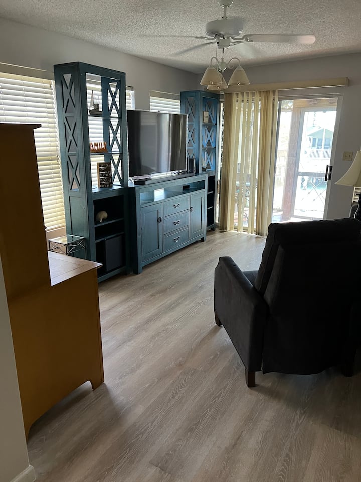 Waterfront Extended Park Home - Port Isabel, TX