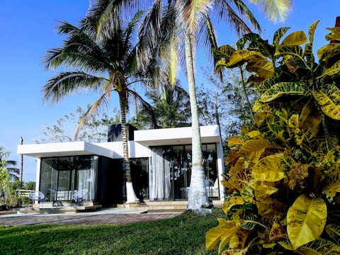 La Güera Bungalow, beachfront, Tukali.🌴☀️