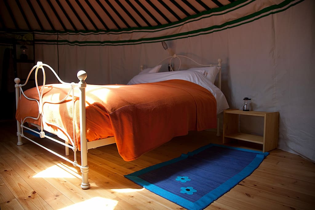 Green yurt interior