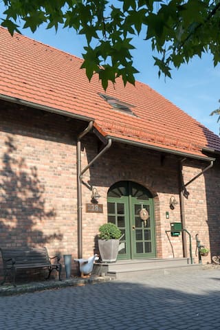 Airbnb Oberhausen Vacation Rentals Places To Stay North