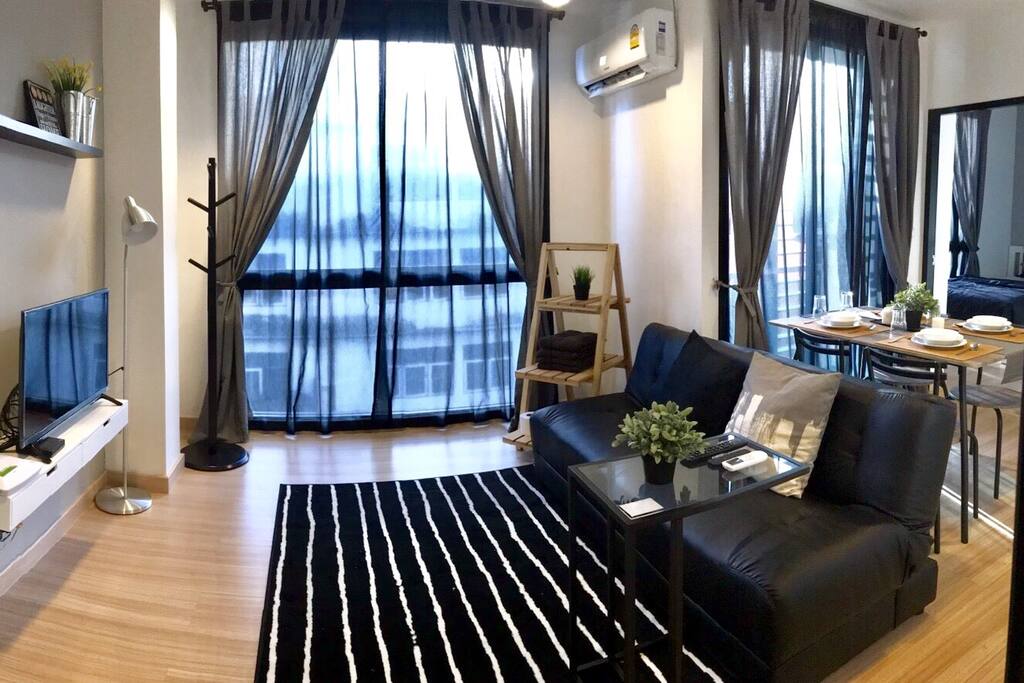 Living room & Dining Table