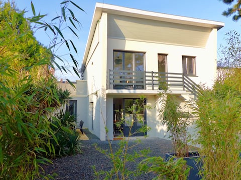 Modern villa 