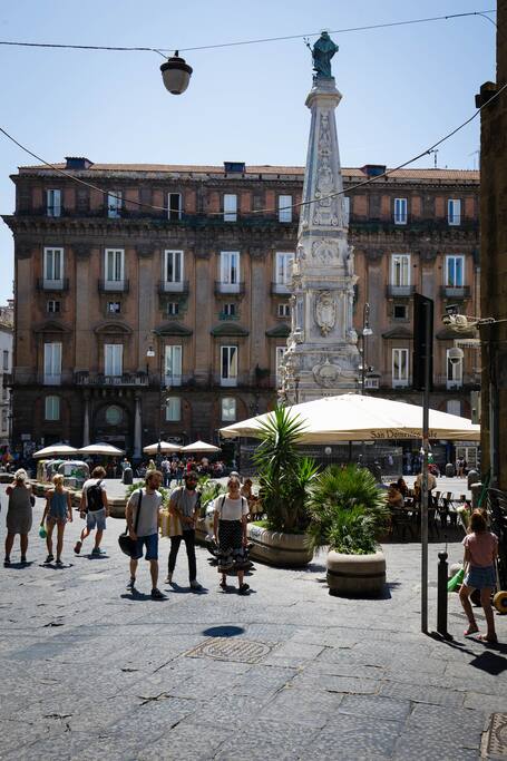 Piazza San Domenico Maggiore