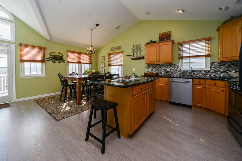 open kitchen layout for the family