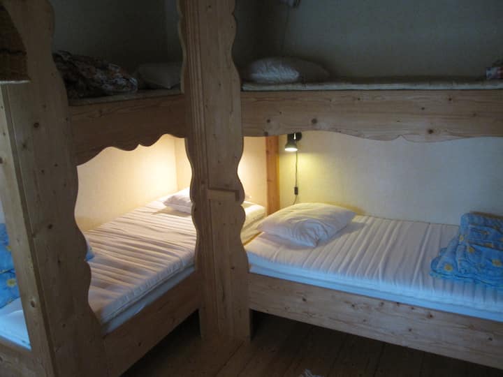 客房，位于一栋独立建筑内