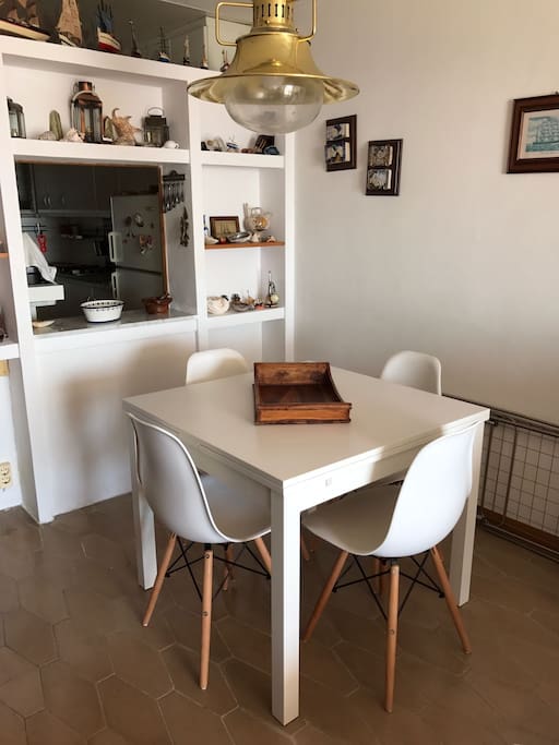 Dining/sitting room