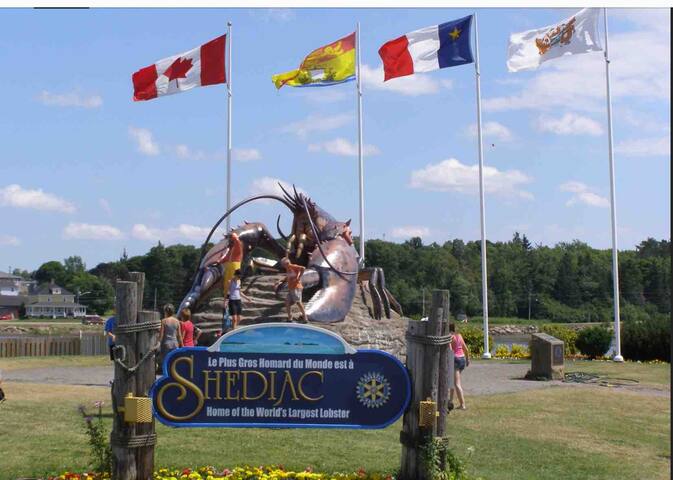 Beach House at Parlee Beach gallery image 2