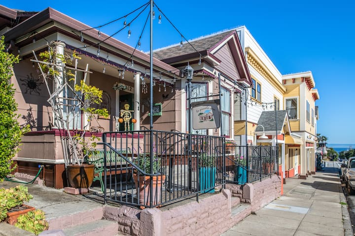 La Piccola Casa “The Little House” Lic. # 0446