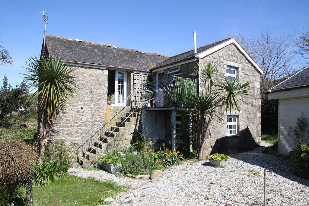 Rear view with garden