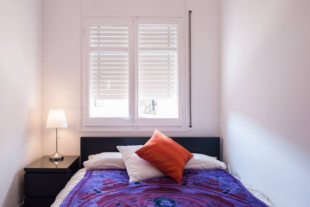 Habitación doble muy cómoda y luminosa