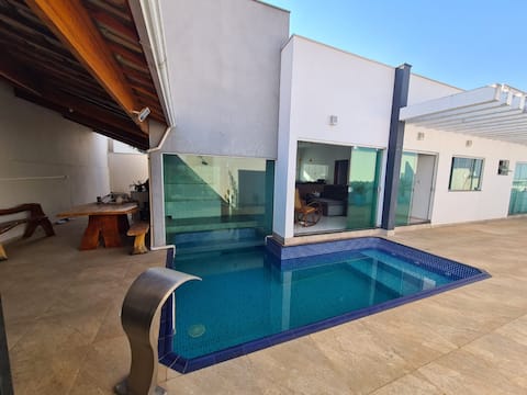 House in Três Corações near Vila Container