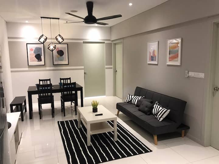 Two Bedroomi 500mb Wifi I Netflix Inear Klccimercu - Kuala Lumpur