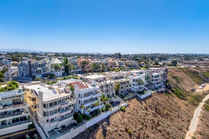 5 Story Silicon Beach Home w/ Spa Sauna GameRoom gallery image 3