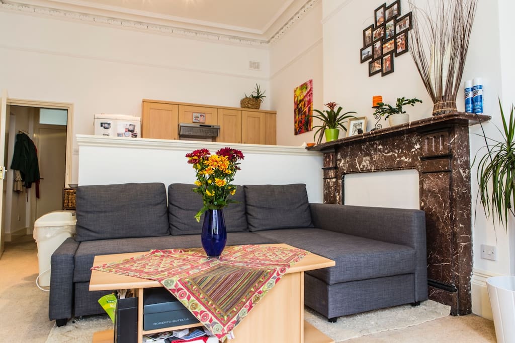 Open plan kitchen/ living room
