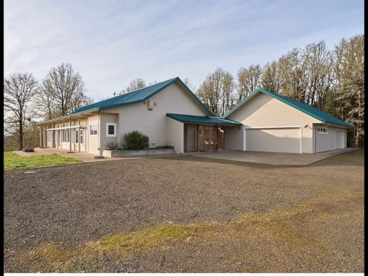 Willamina Holiday Rentals & Homes Oregon, United States Airbnb