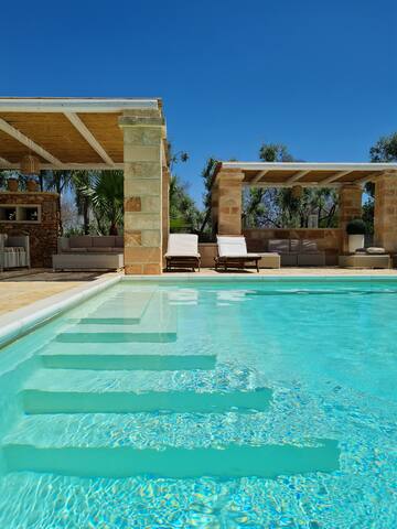 Villa dei Leccini gallery image 2