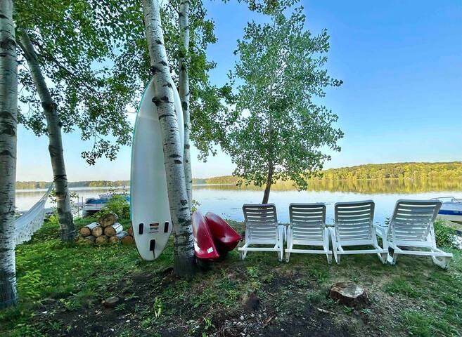 Family Friendly Lakefront Cabin w/ Pontoon Rental gallery image 2