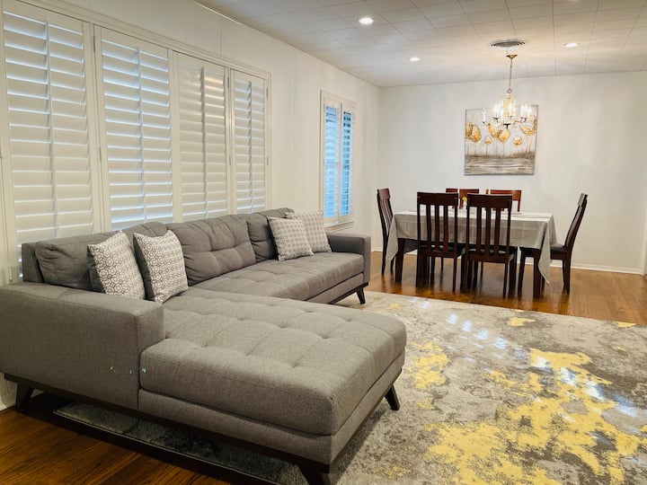 Stylish Mid-town Central Sa Newly Renovated Home. - San Antonio