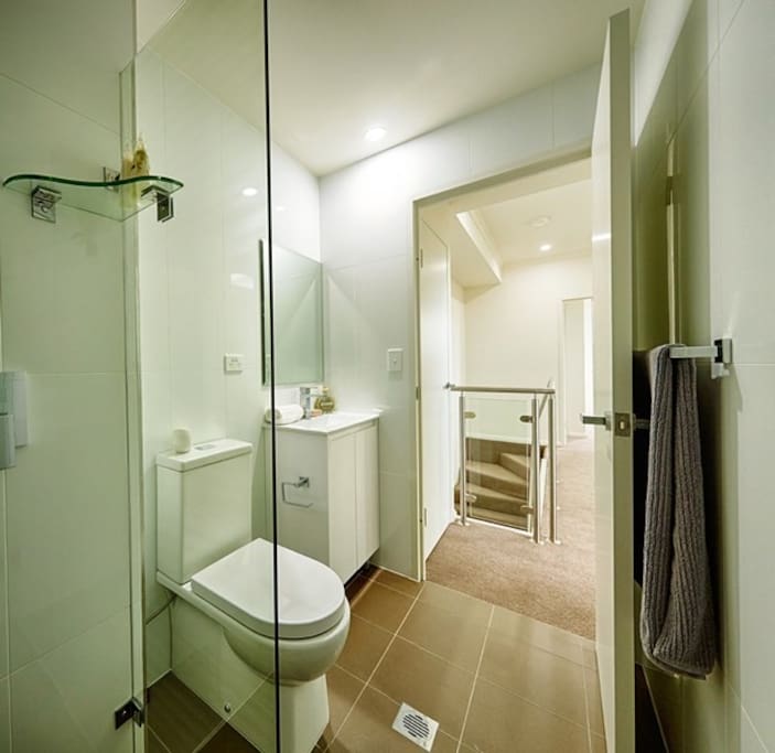 Upstairs bathroom