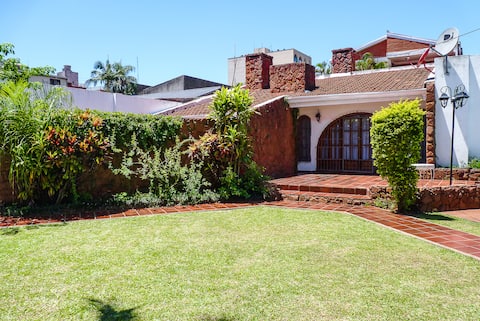 Beautiful house in downtown Encarnación