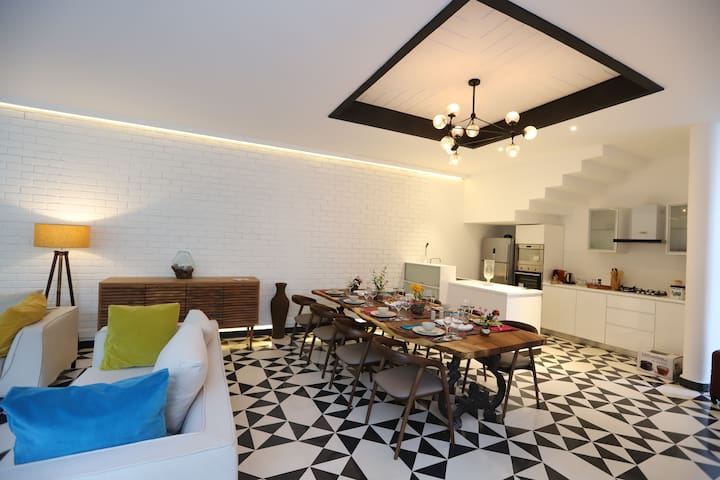 Luxurious Villa with private pool @ Vagator