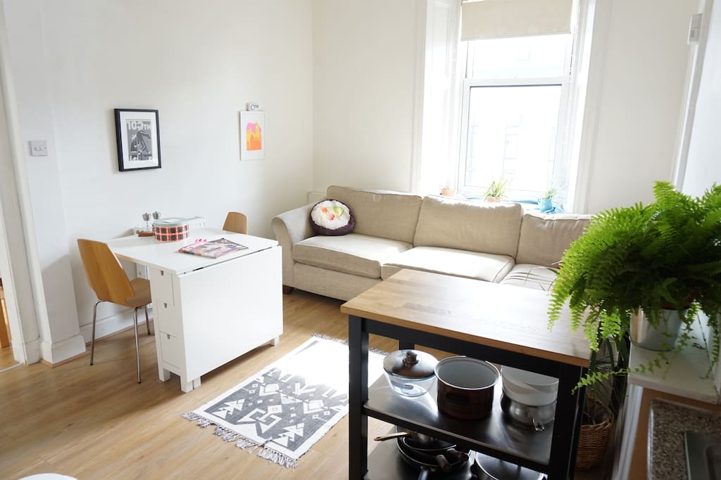 Living Room/Kitchen