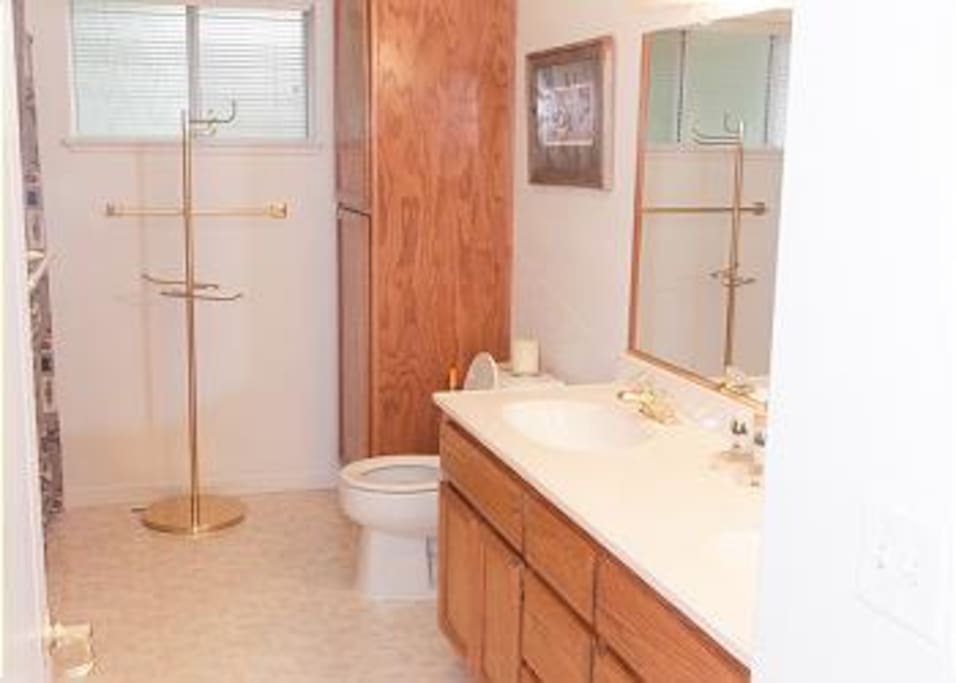 Shared bathroom downstairs