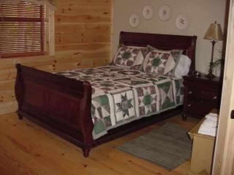 Queen Bedroom