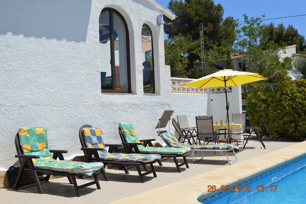 Terrasse am Pool