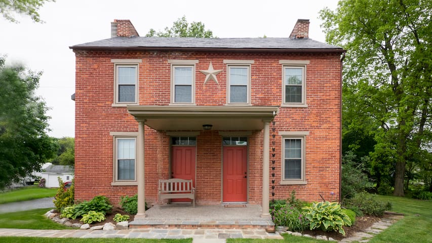 Listing in Lancaster