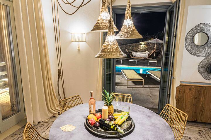 Iakinthos Luxury private Villa by Mykonian Kazarte gallery image 3