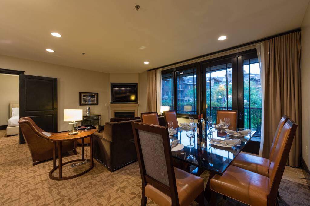 Spacious Living and Dining Room with Ground Floor Patio