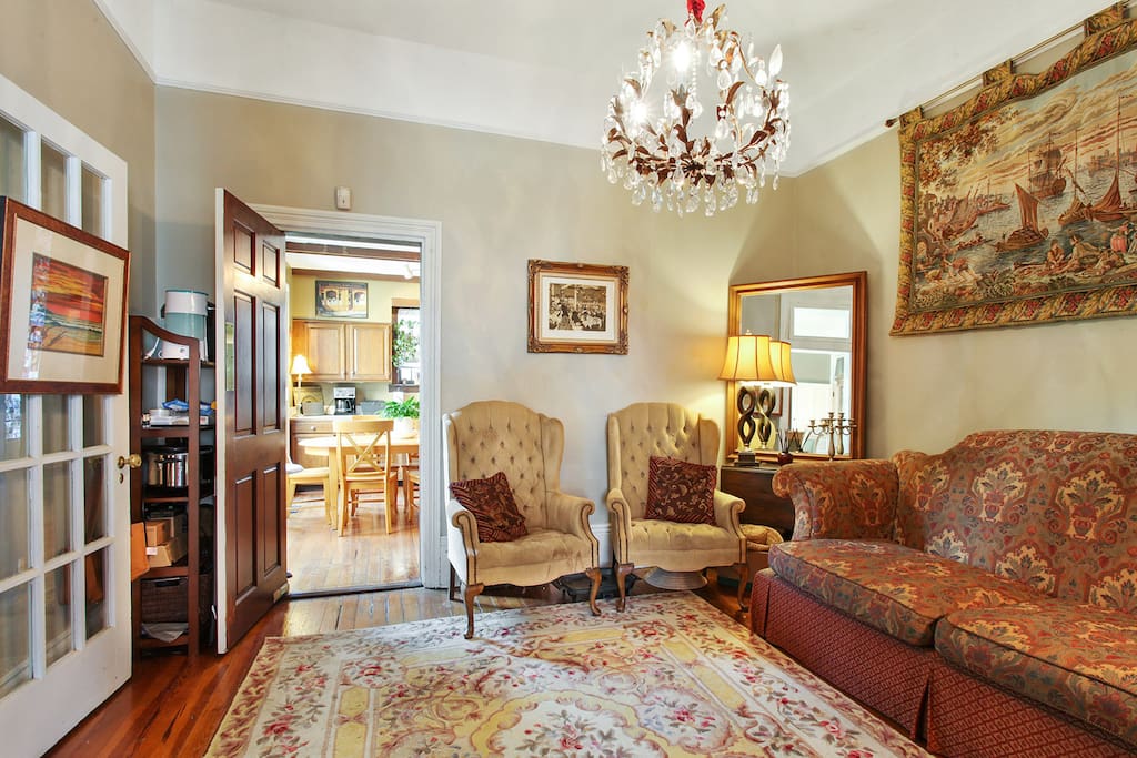 2nd living area...