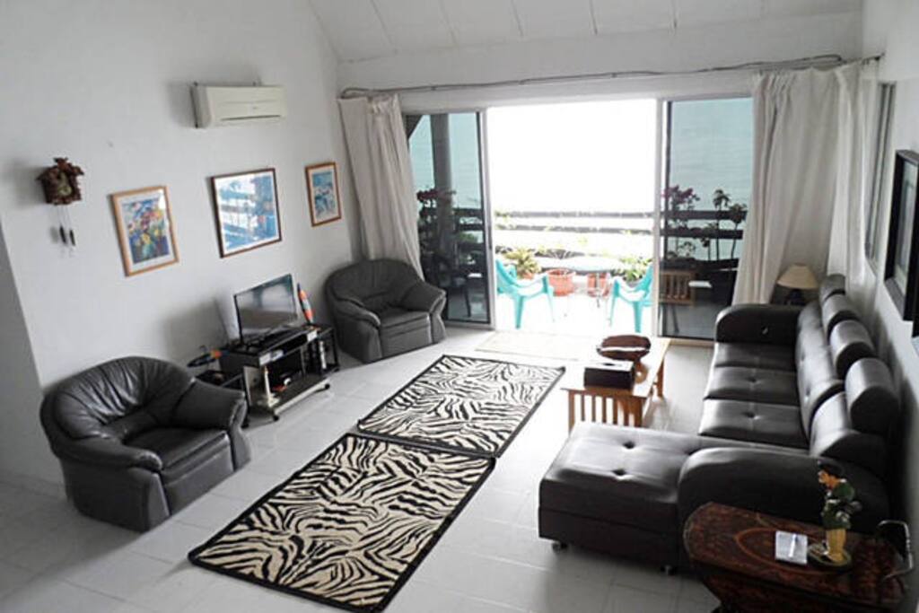 Lounge area leading to Balcony