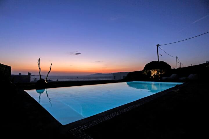 Cycladic Breeze Villa with Private Pool gallery image 3