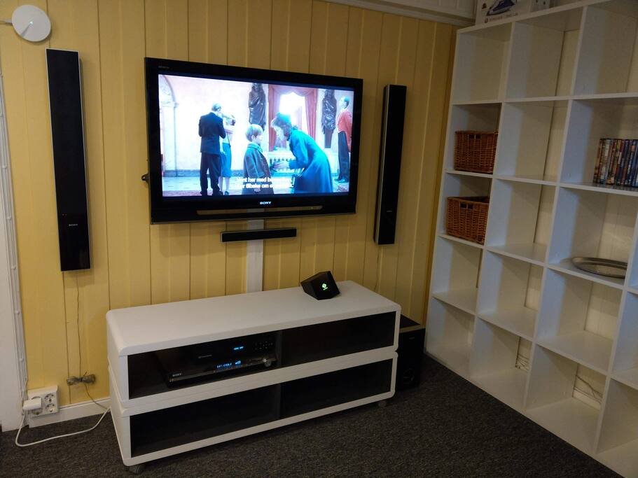 Cable TV with 50ish channels. Surround sound, dvd-player, chromecast, boxee box. Available connections for computer etc.