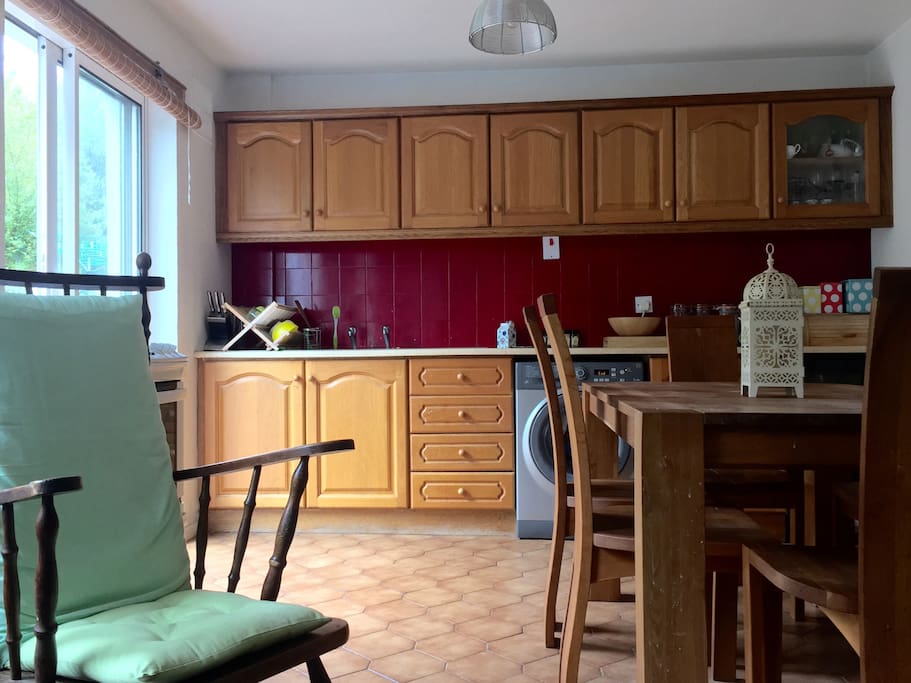 Kitchen available for guest use