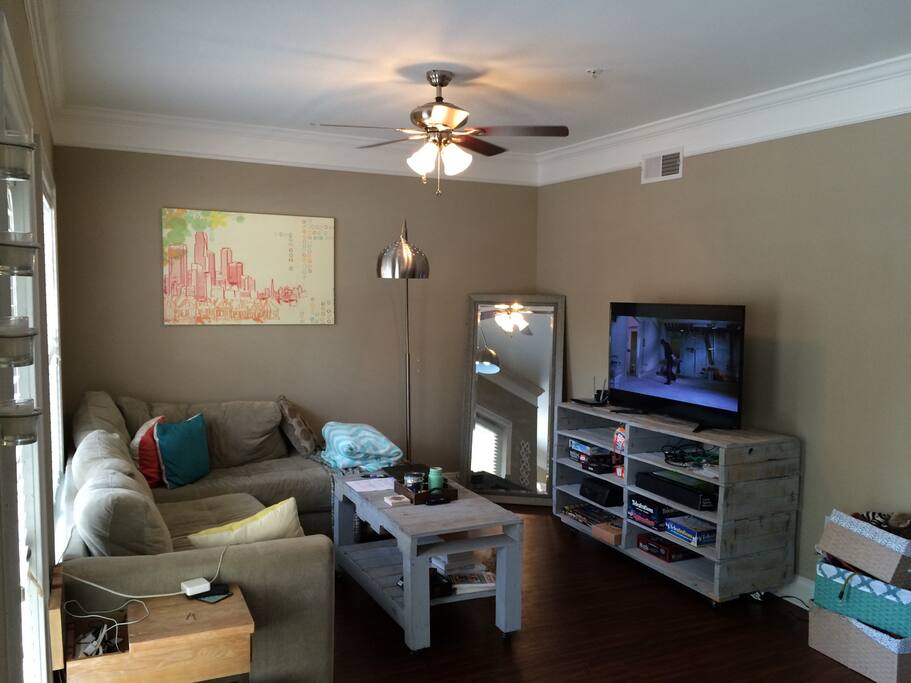 Living room. Cable, Netflix, Roku tv. Plenty of board games.