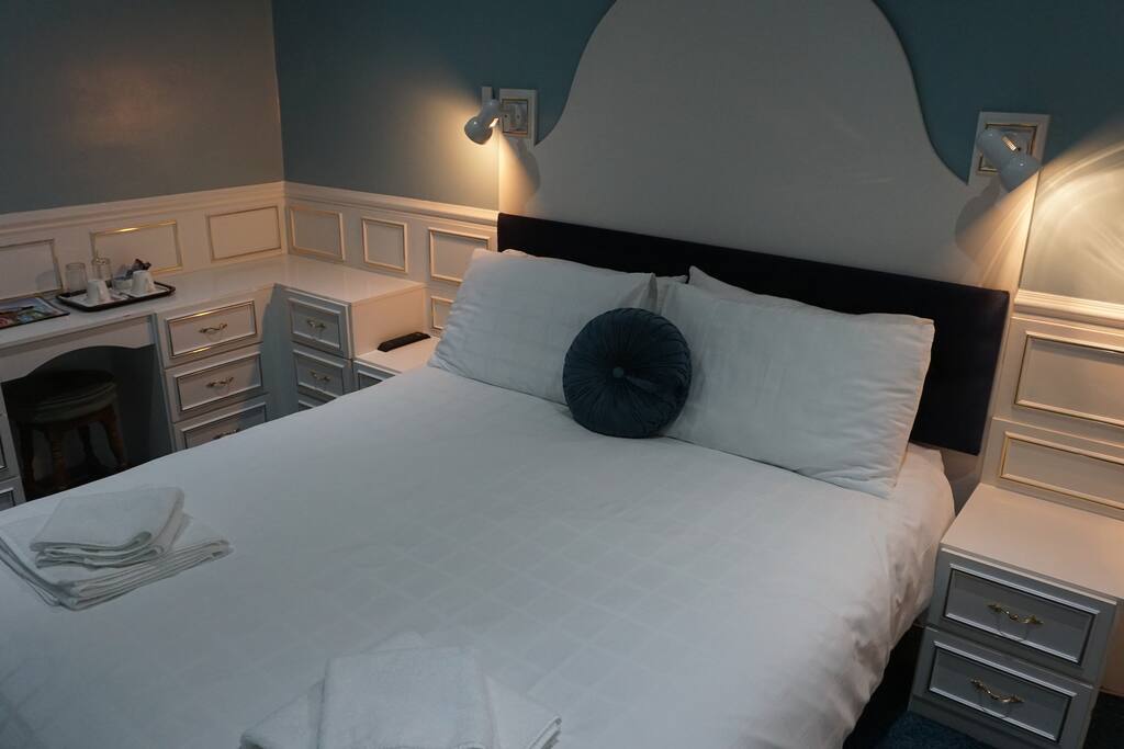 Double Room with Shared Bathroom (#3)