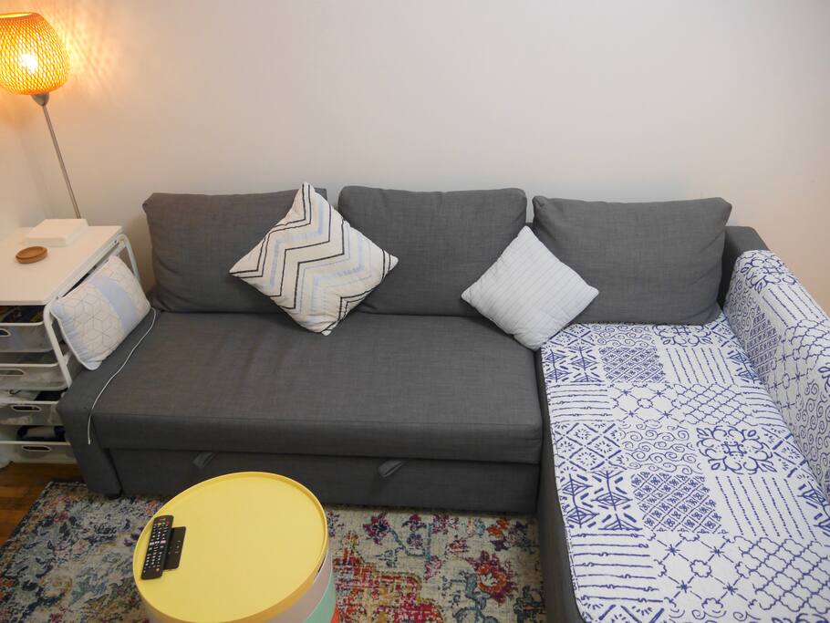 Pull-out sofa bed
Double Size