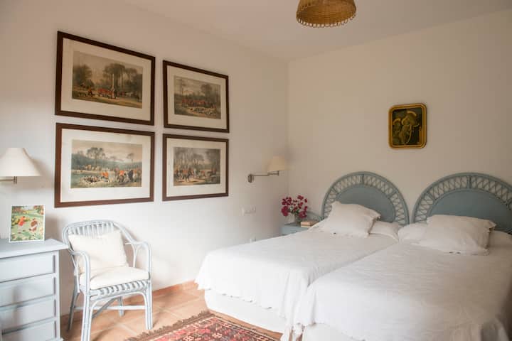 Chumba cha kulala mara mbili 1 /Chumba cha kulala mara mbili 1