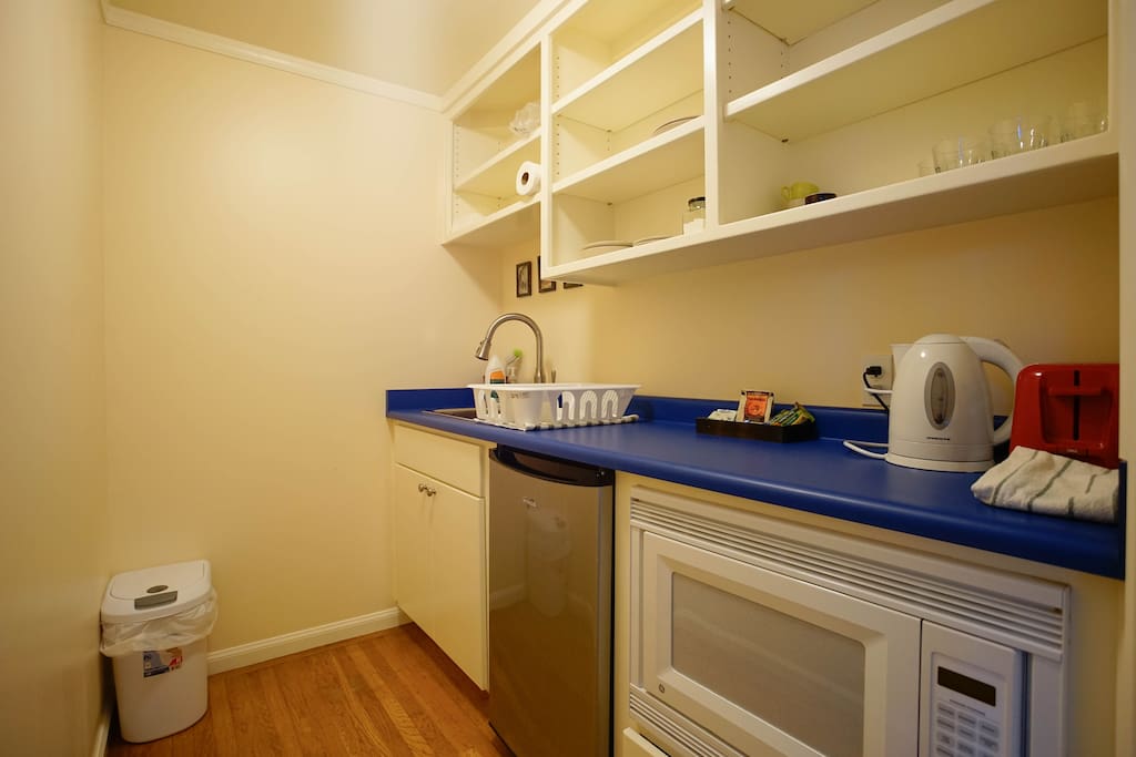 Kitchenette