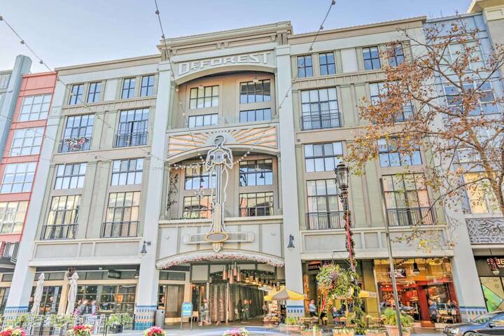 Best of the Row, 2000sf Terrace Villa —Happy Home gallery image 4